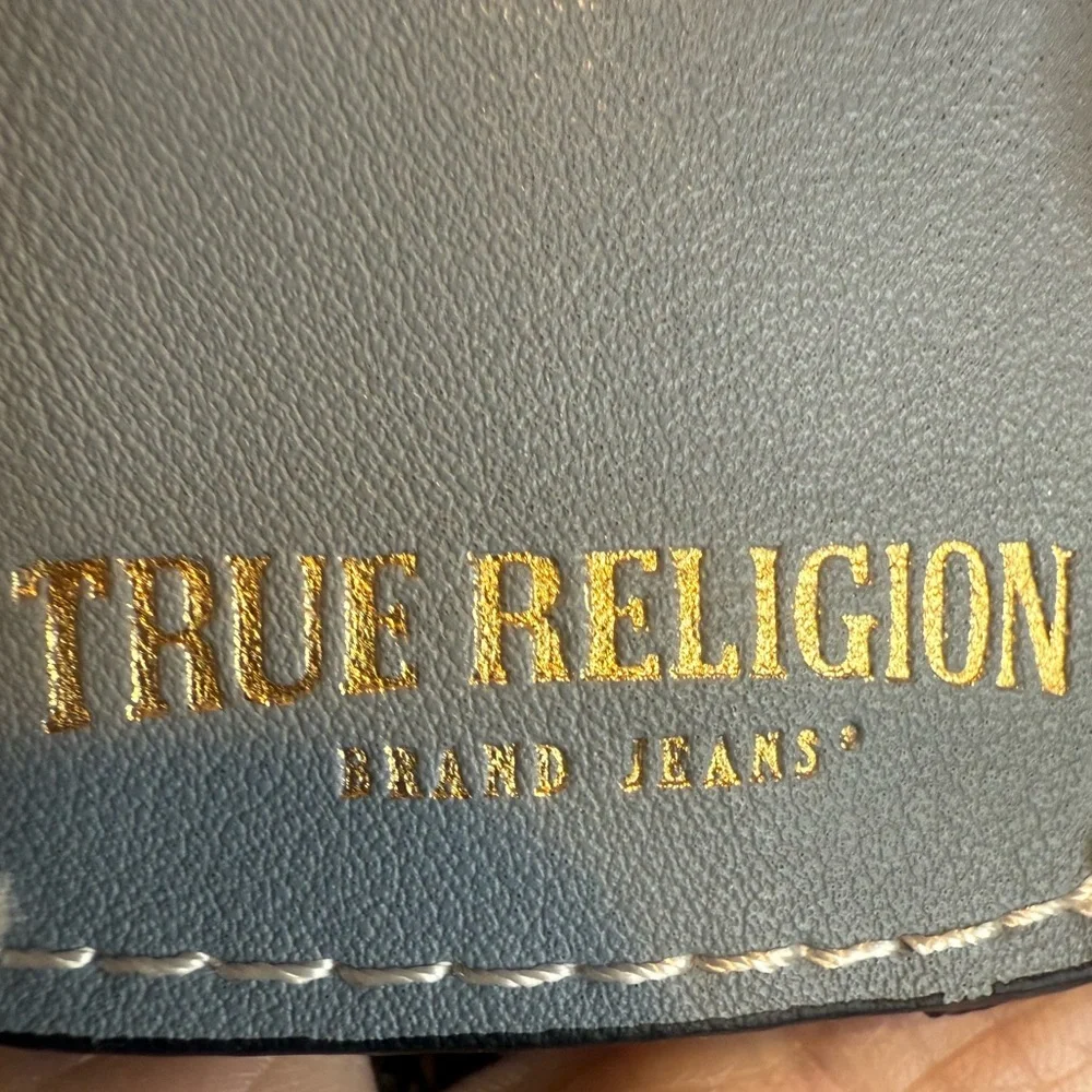 TRUE RELIGION QUILTED WOMENS SHOULDER BAG PURSE HOBO HANDBAG WITH HORSESHOE LOGO - Picture 15 of 16